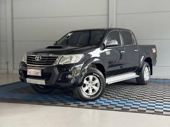 TOYOTA HILUX 3.0 SRV 4X4 CD 16V TURBO INTERCOOLER DIESEL 4P AUTOMÁTICO